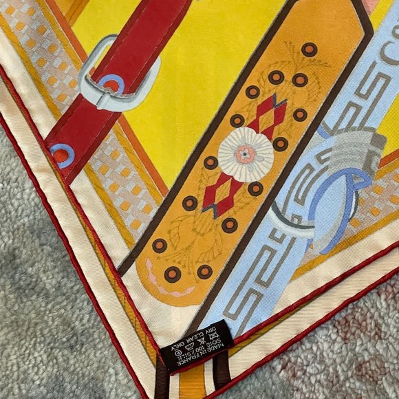 Hermes Silk Bouclerie D'Attaelage. - Picture 3 of 3